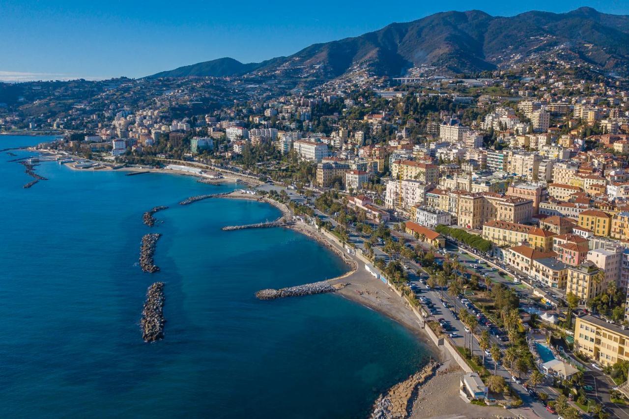 La Lincolnia - With Garden And Seaview - Happy Rentals Sanremo Bagian luar foto